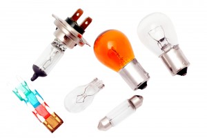 Kfz-Glühbirnen im Vergleichstest: Finger weg: Diese Auto-Lampen taugen  nichts - FOCUS online